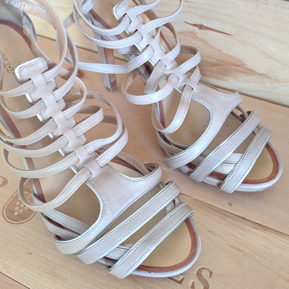 SOLD ⚫Ann Taylor strappy heels sz 7.5 - Picture 2 of 9